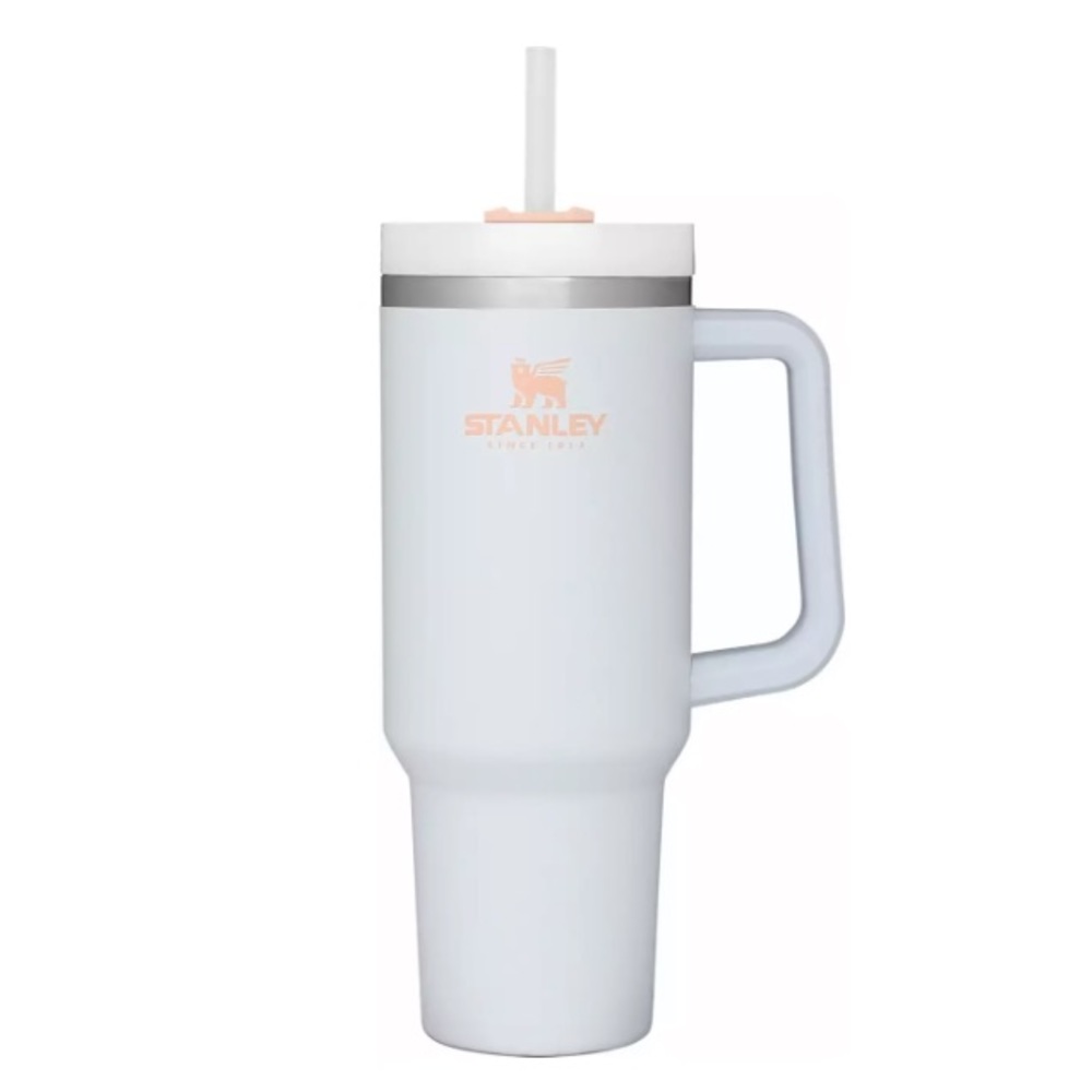 Stanley Quencher 40 oz in Cloud (pink accents)